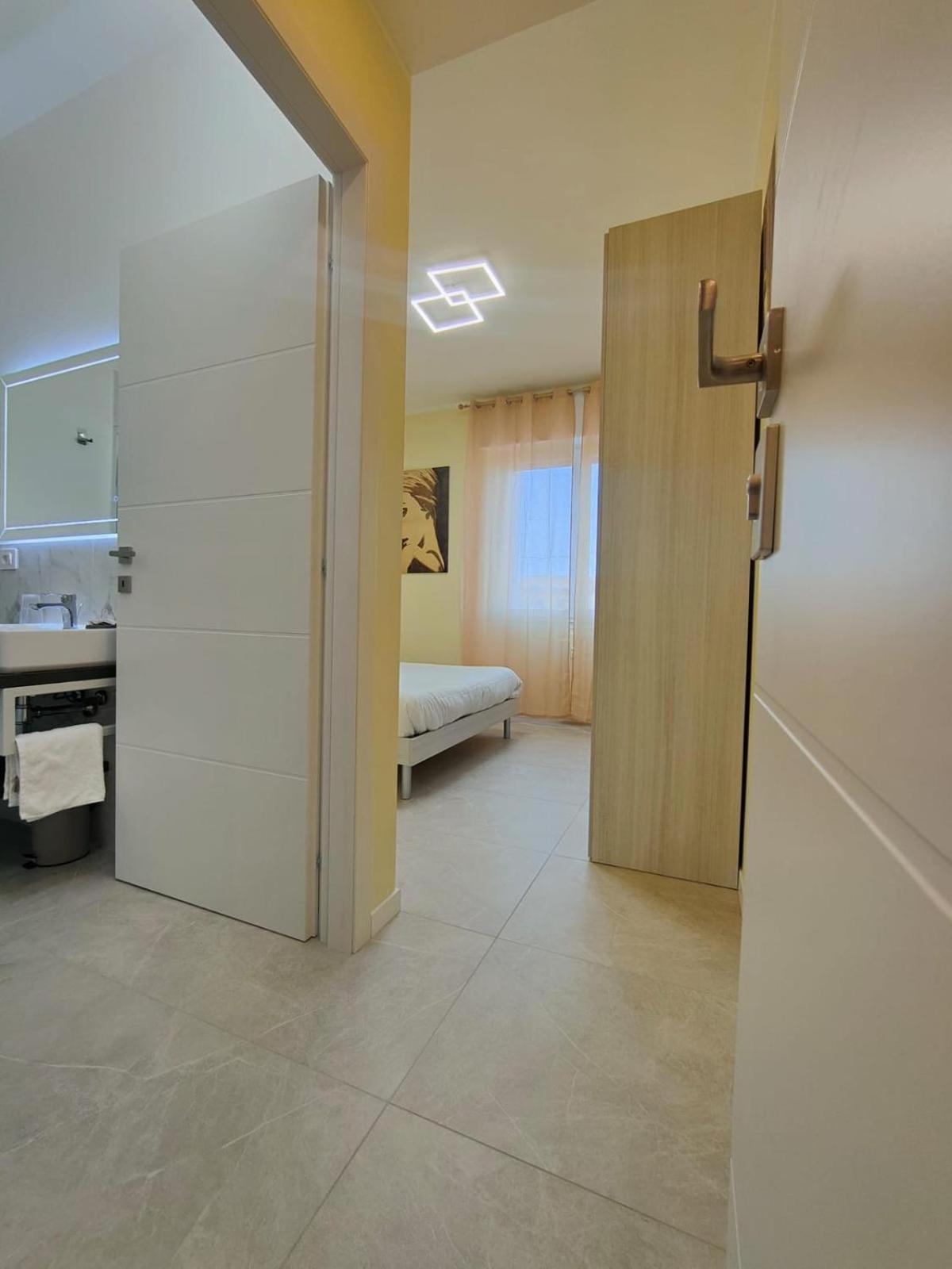 Urban Suite Milano Luaran gambar