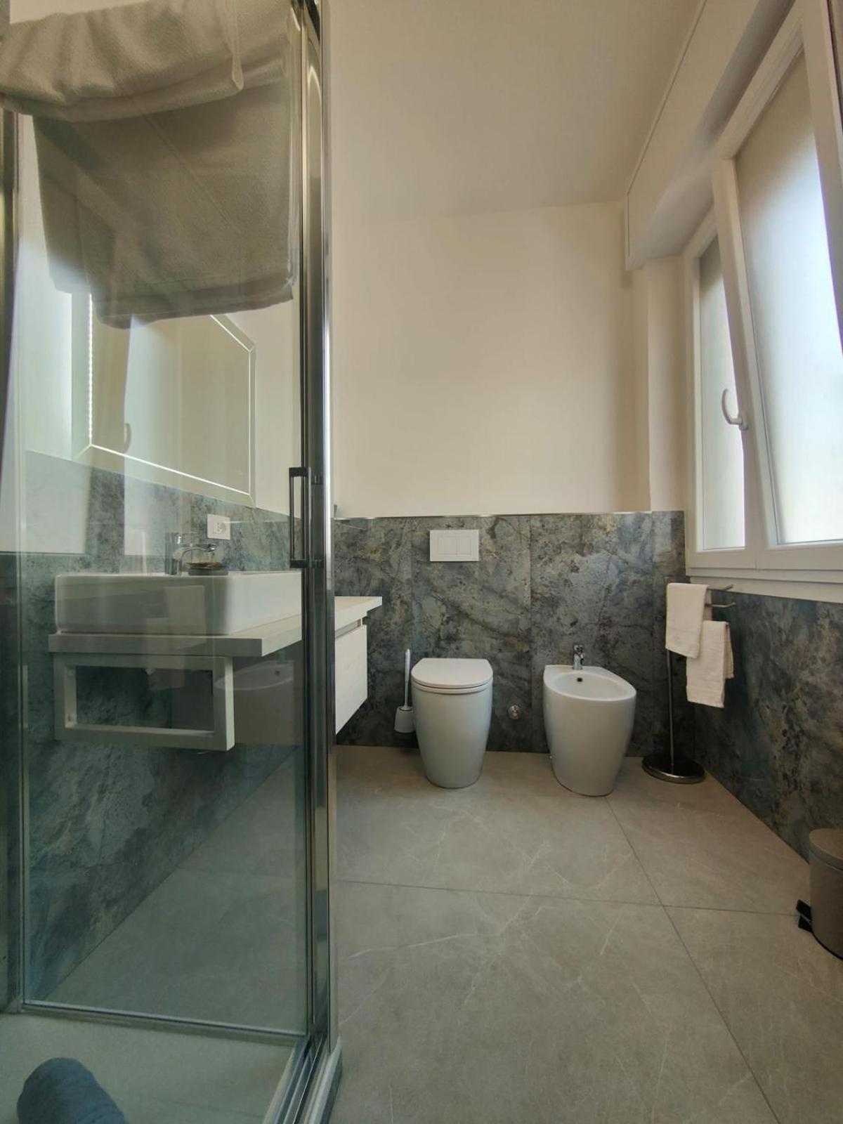 Urban Suite Milano Luaran gambar