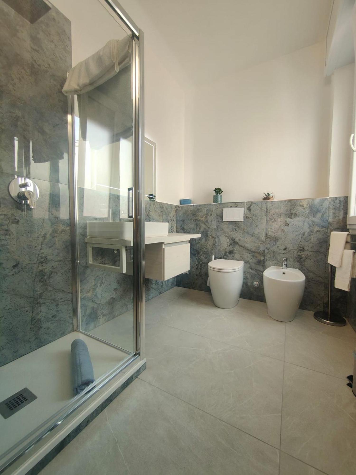 Urban Suite Milano Luaran gambar